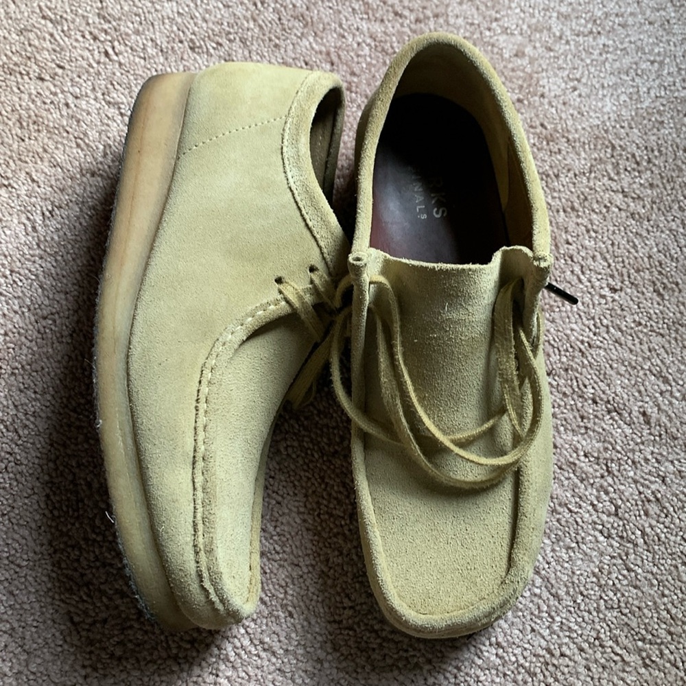 Clarks Wallabees Maple Suede Mocs